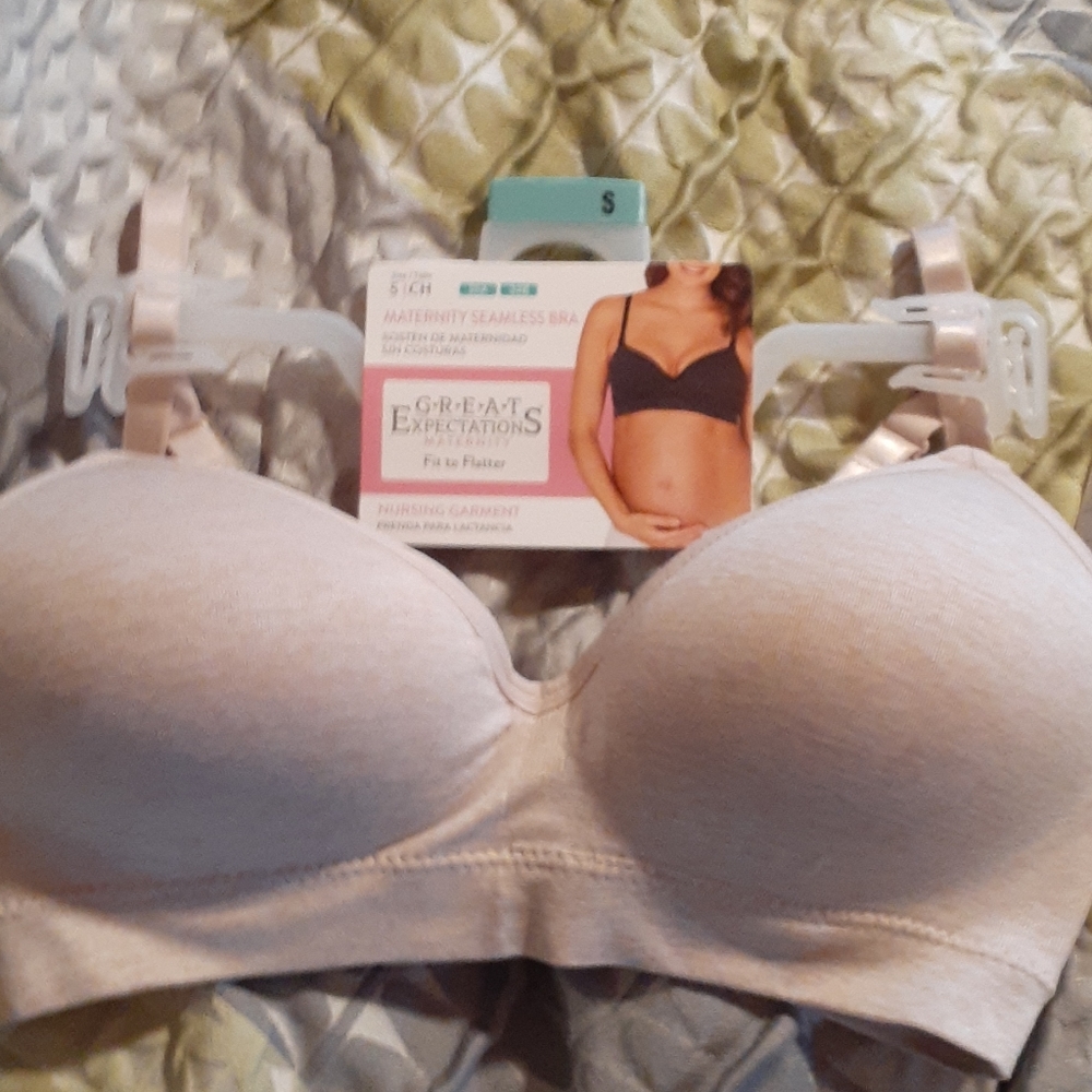 Wireless maternity / nursing bra